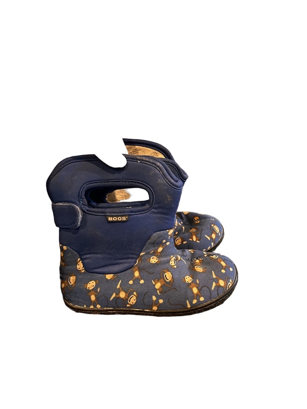 Toddler monkey bogs